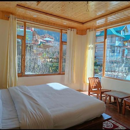 Rajhans Resorts Manāli Exterior foto